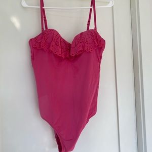 Laundry by Shelli Segal Pink One piece-medium